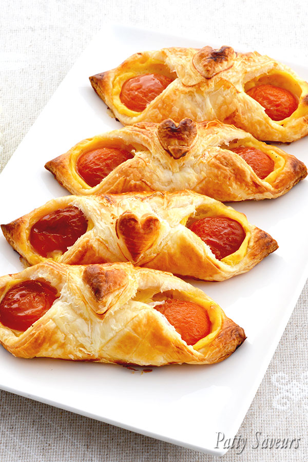 Apricot and Vanilla Pastries pinterest